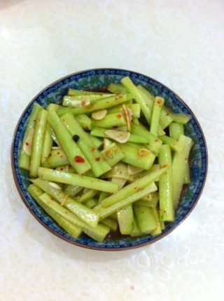 炝拌黄瓜条的做法步骤：9
