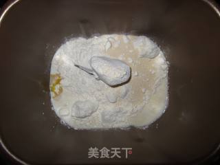 【金枪鱼小丸子包】我真不是章鱼小丸子！我是小丸子面包！的做法步骤：1