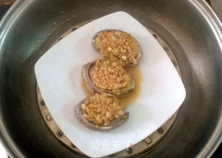 蒜蓉粉丝蒸鲍鱼的做法步骤：11