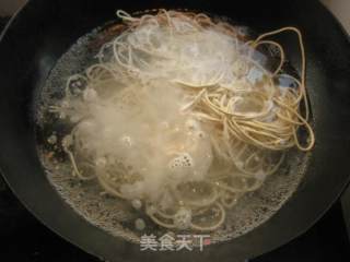 香菇肉酱面的做法步骤：9