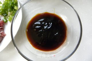 牛肉炒油菜的做法步骤：3