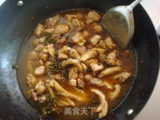 排骨鸭掌烧苦瓜的做法步骤：4
