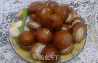 孜然煎香菇的做法步骤：1