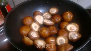 孜然煎香菇的做法步骤：3