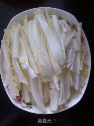 醋溜白菜帮的做法步骤：2