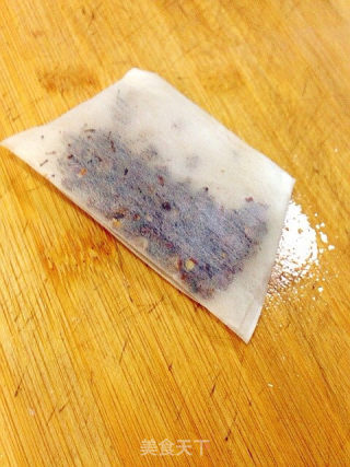自制透亮爽滑创意冻肘子的做法步骤：5