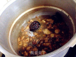 自制透亮爽滑创意冻肘子的做法步骤：16