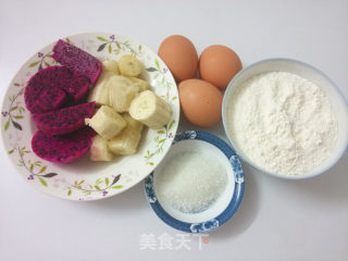 香蕉火龙果蛋糕的做法步骤：1