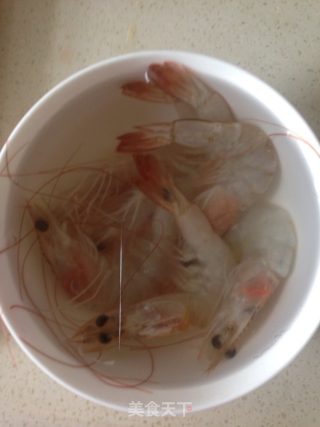 虾仁冬瓜盅的做法步骤：1