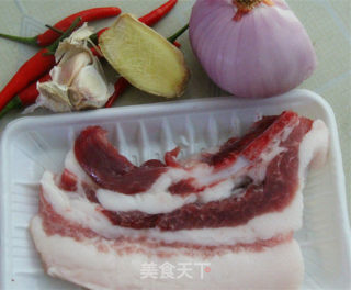 回锅肉（简易版）的做法步骤：1