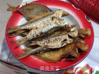 【潮汕美食】---杂鱼鼎的做法步骤：3