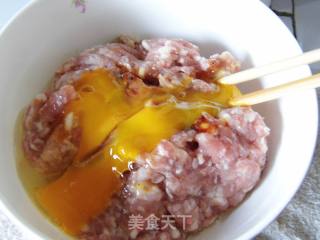重庆过桥抄手的做法步骤：1