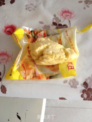 自制美味披萨的做法步骤：2