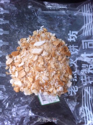 自制面包糠的做法步骤：1