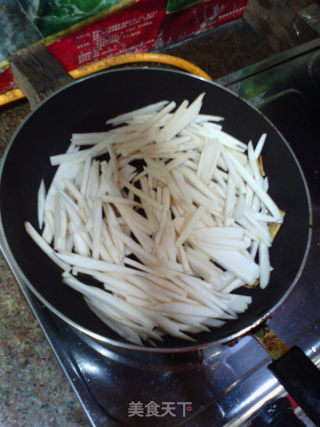 肉丝茭白的做法步骤：5
