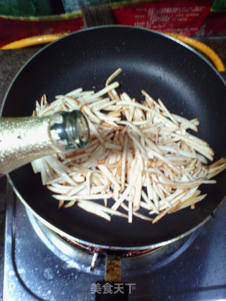 肉丝茭白的做法步骤：6