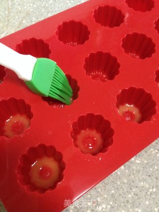 波尔多的小萝莉——可露丽（硅胶模版）的做法步骤：8