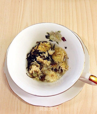 夏日降火清脂菊花山楂绿茶的做法步骤：7