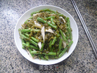 杏鲍菇雪菜炒带豆的做法步骤：11