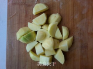 油豆角炖排骨的做法步骤：1