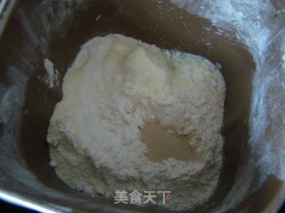 奶露面包的做法步骤：1