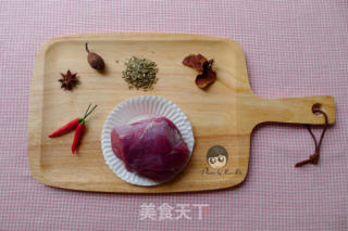 【简易五香酱牛肉】的做法步骤：1