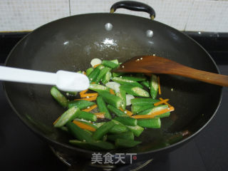 秋葵炒牛肉的做法步骤：10
