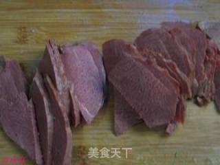 凉拌五香牛肉的做法步骤：4