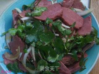 凉拌五香牛肉的做法步骤：5