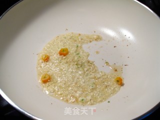 小瓜炒肉的做法步骤：4