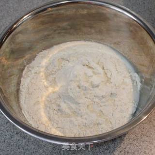 我们爱的中式面食-----葱香花卷的做法步骤：1