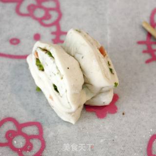 我们爱的中式面食-----葱香花卷的做法步骤：9