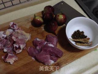 健康守护神----【新鲜无花果汤】的做法步骤：1