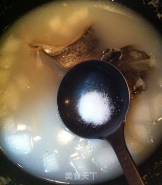 鱼头汤的做法步骤：4