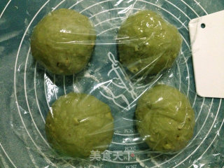 抹茶板栗面包的做法步骤：8