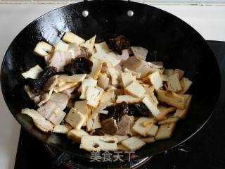 锅盔回锅肉的做法步骤：10