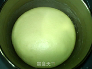 鲜奶油蓝莓夹心花冠包的做法步骤：5