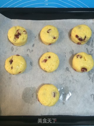 蔓越莓英式司康饼的做法步骤：8