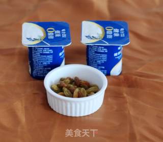 葡萄干酸奶雪糕的做法步骤：1