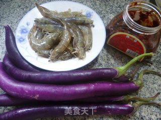 鲜虾炒茄子的做法步骤：1