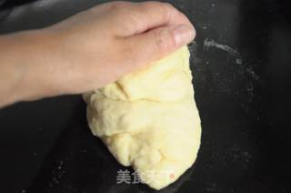 四味鲜香面包的做法步骤：4
