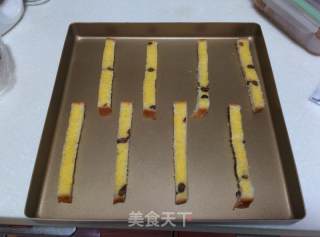 【冰淇淋面包条】——冰淇淋与面包的混搭风的做法步骤：3