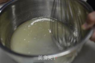 让你轻松克服烘焙拦路虎—戚风蛋糕的做法步骤：2