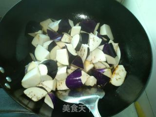 家常烧茄子的做法步骤：3