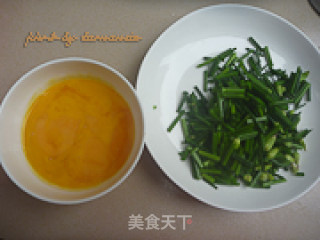 韭苔炒蛋的做法步骤：2