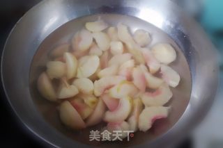 桃子罐头的做法步骤：4