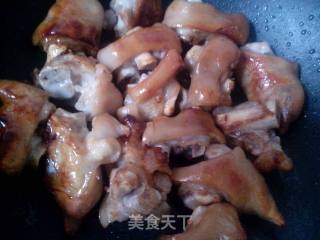腐乳汁红烧猪蹄的做法步骤：3