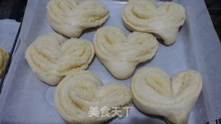 心形椰蓉面包的做法步骤：12