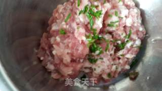 香菇肉丸子的做法步骤：2