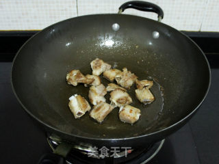 番茄玉米排骨煲的做法步骤：5